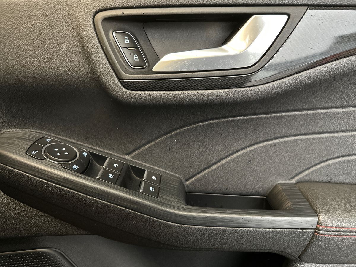 Used Ford Kuga 2023 for sale - 76434685: Photo 25