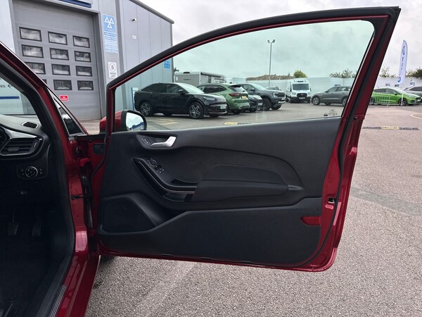 Used Ford Fiesta 2018 for sale - 76018247: Photo 35