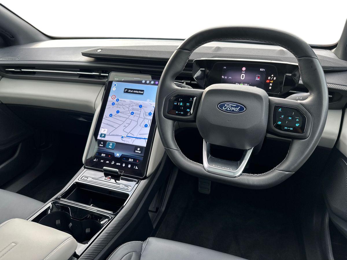 Used Ford Explorer 2024 for sale - 76466406: Photo 16