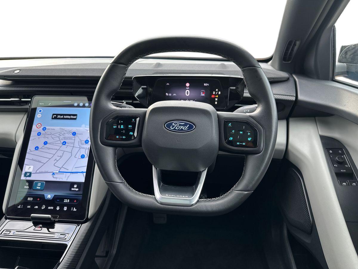 Used Ford Explorer 2024 for sale - 76466406: Photo 17