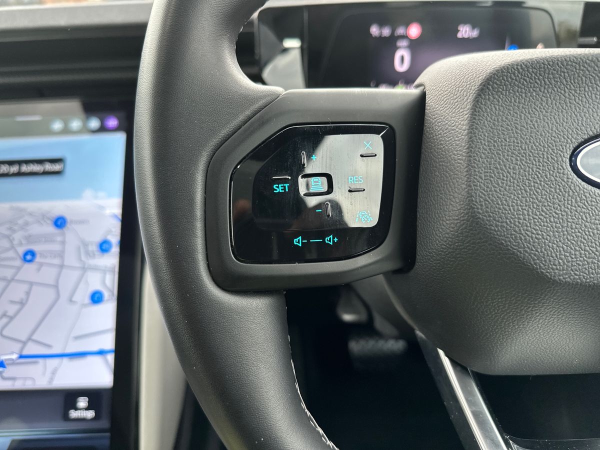 Used Ford Explorer 2024 for sale - 76466406: Photo 26