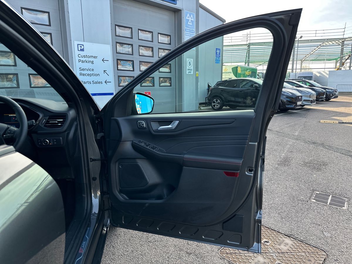 Used Ford Kuga 2025 for sale - 77588446: Photo 35