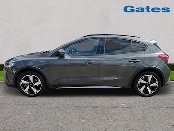 Used Ford Focus 2023 for sale - 75702727: Photo