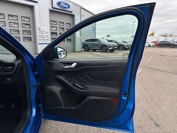 Used Ford Focus 2022 for sale - 76229346: Photo 35