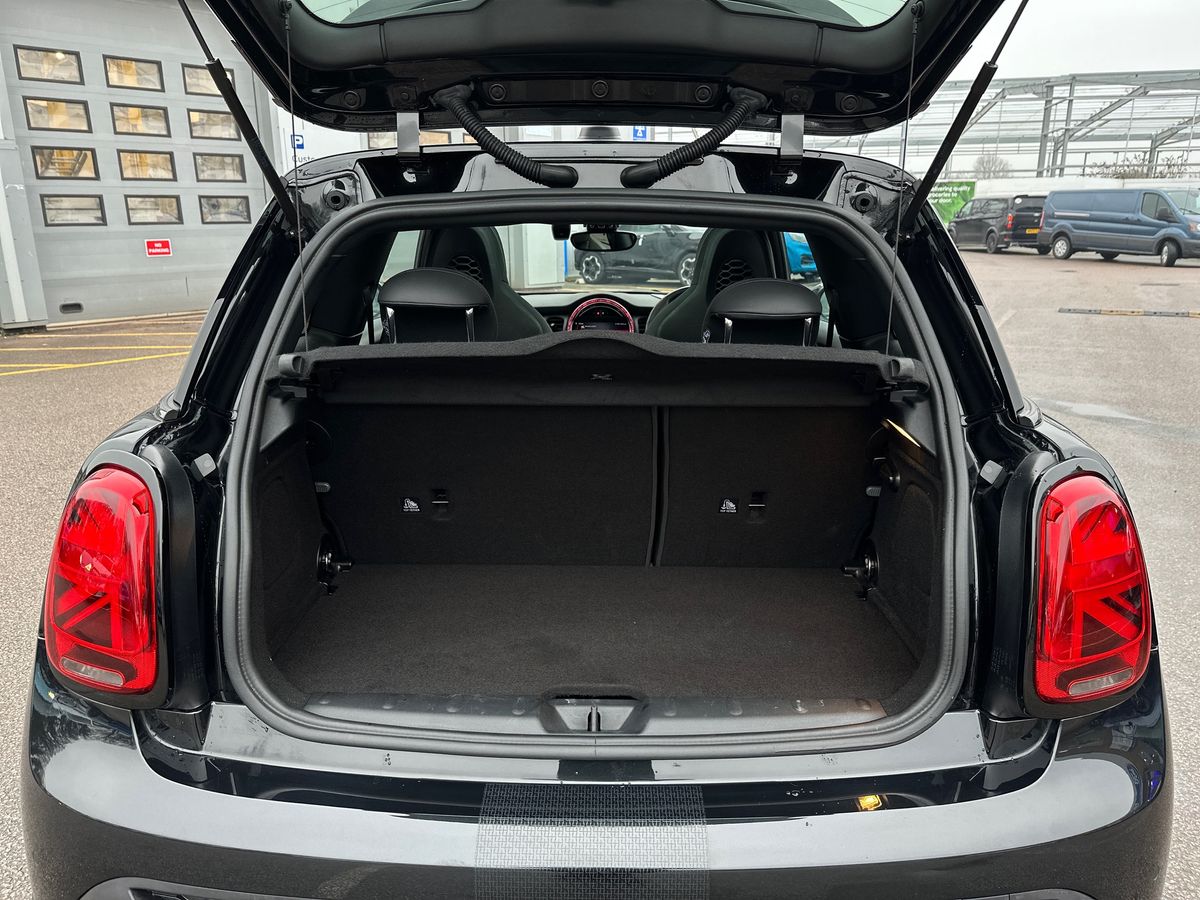 Used MINI Hatch 2023 for sale - 77428076: Photo 34