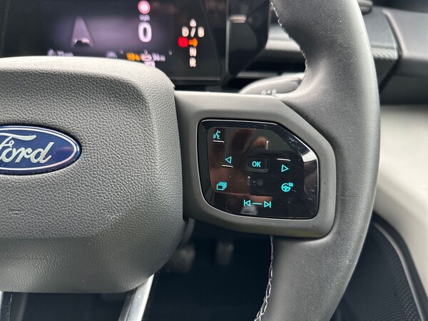 Used Ford Explorer 2024 for sale - 76154863: Photo 27