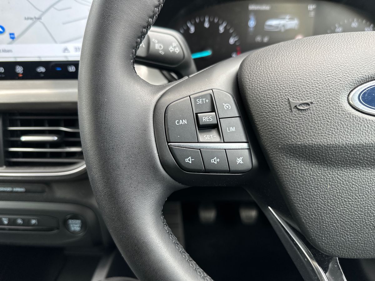 Used Ford Focus 2023 for sale - 76124588: Photo 26