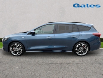 Used Ford Focus 2025 for sale - 76311830: Photo 4