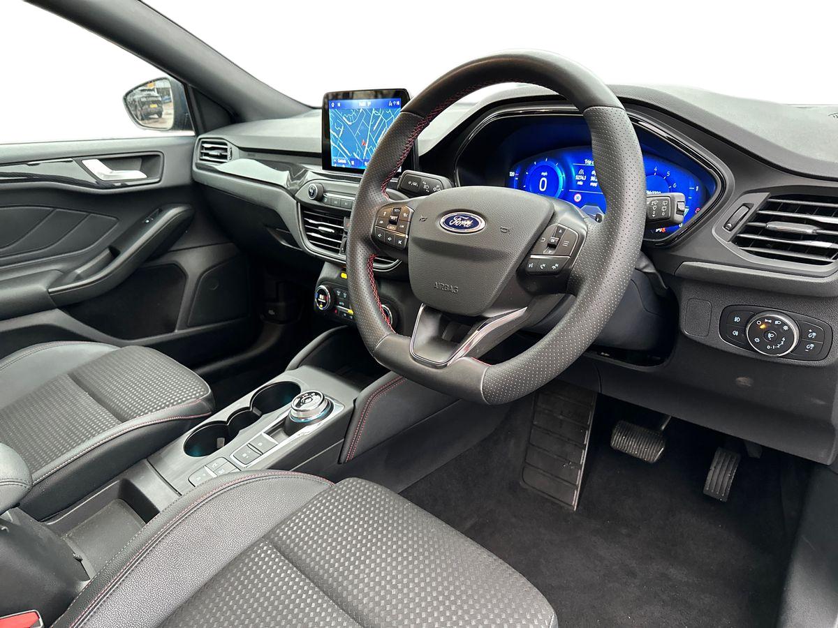 Used Ford Focus 2022 for sale - 76954455: Photo 10