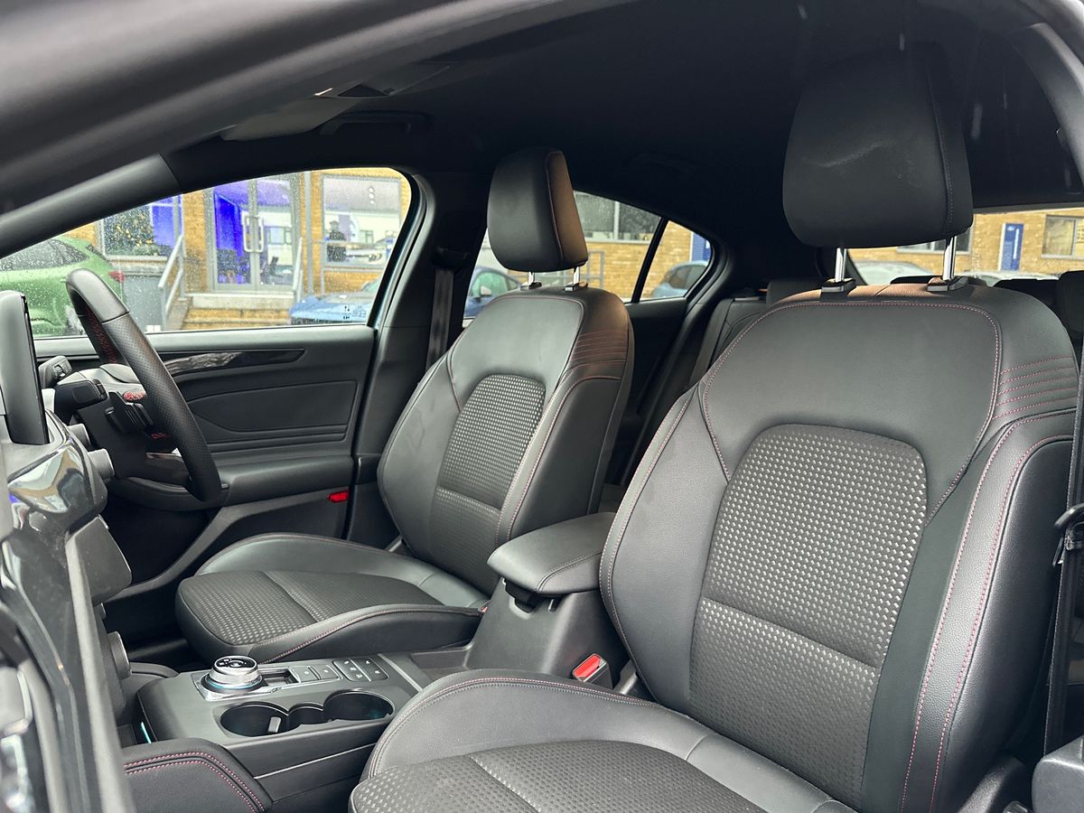 Used Ford Focus 2022 for sale - 76954455: Photo 13