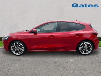 Used Ford Focus 2023 for sale - 78613637: Photo