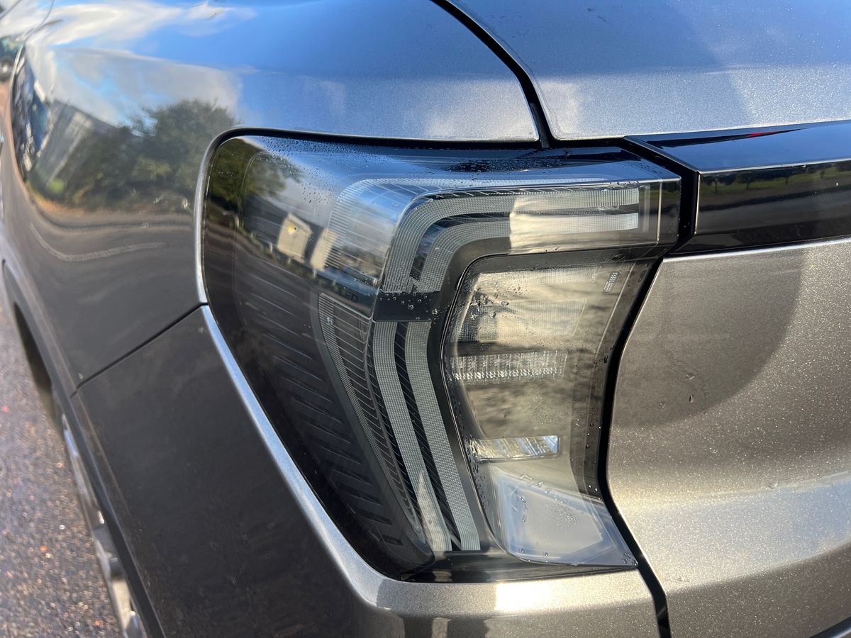 Used Ford Explorer 2025 for sale - 76575225: Photo 33