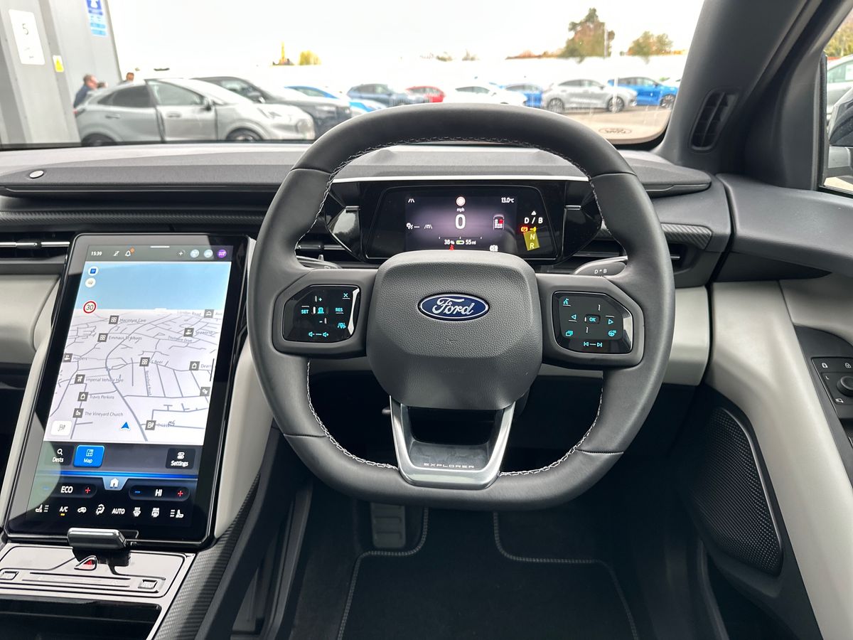 Used Ford Explorer 2025 for sale - 78055328: Photo 17