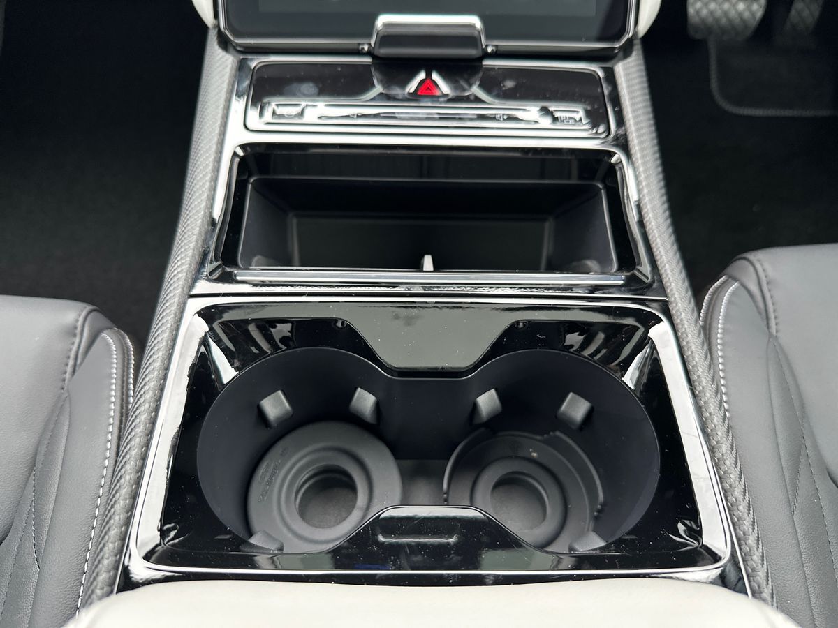 Used Ford Explorer 2025 for sale - 78055328: Photo 28