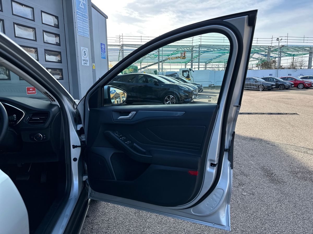 Used Ford Focus 2025 for sale - 77588452: Photo 35