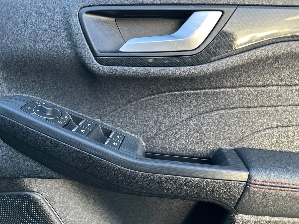 Used Ford Kuga 2023 for sale - 76894704: Photo 25