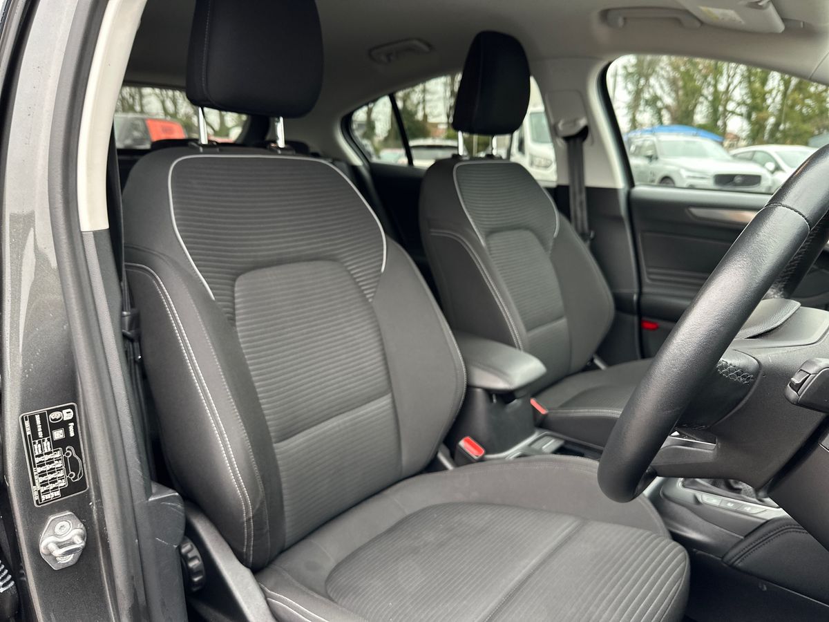 Used Ford Focus 2020 for sale - 76971210: Photo 12