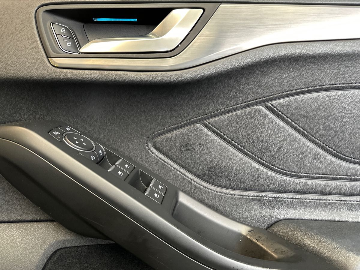 Used Ford Focus 2020 for sale - 76971210: Photo 25