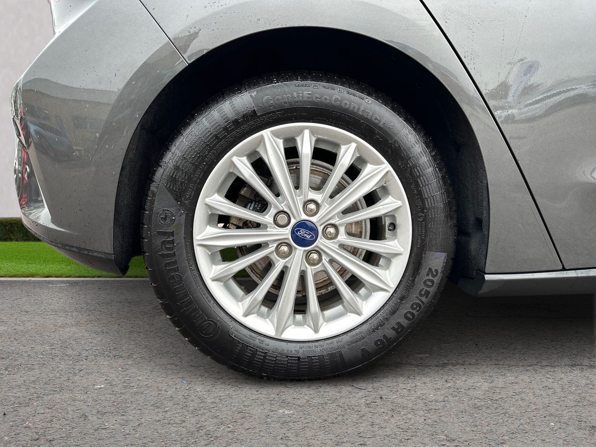 Used Ford Focus 2020 for sale - 76971210: Photo 9