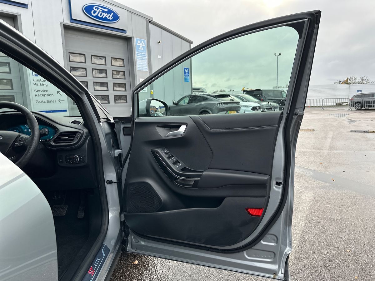 Used Ford Puma 2023 for sale - 76635606: Photo 35