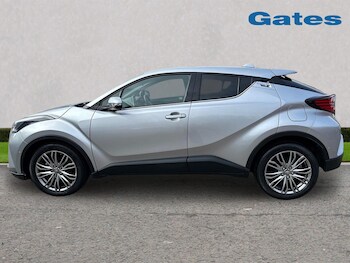 Used Toyota C-HR 2023 for sale - 78328730: Photo