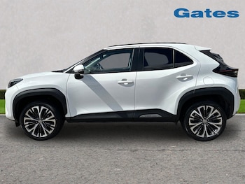Used Toyota Yaris Cross 2023 for sale - 79374823: Photo
