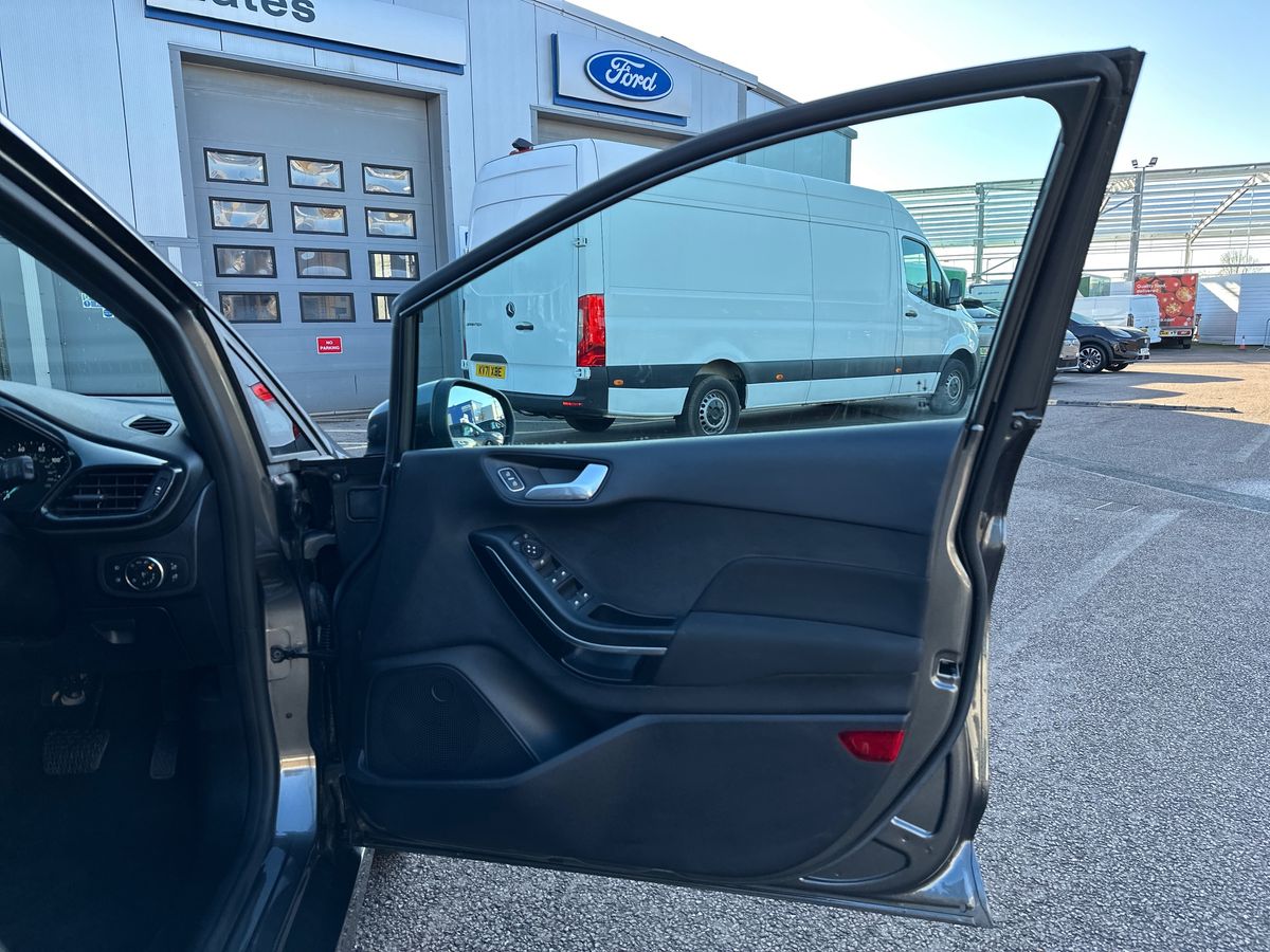 Used Ford Fiesta 2022 for sale - 77556811: Photo 35