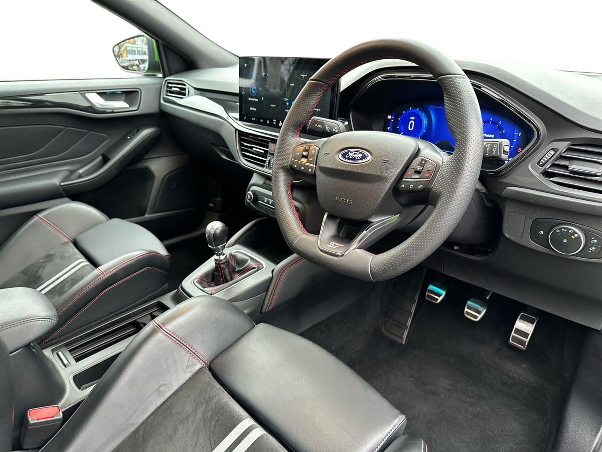 Used Ford Focus 2022 for sale - 76881896: Photo 10