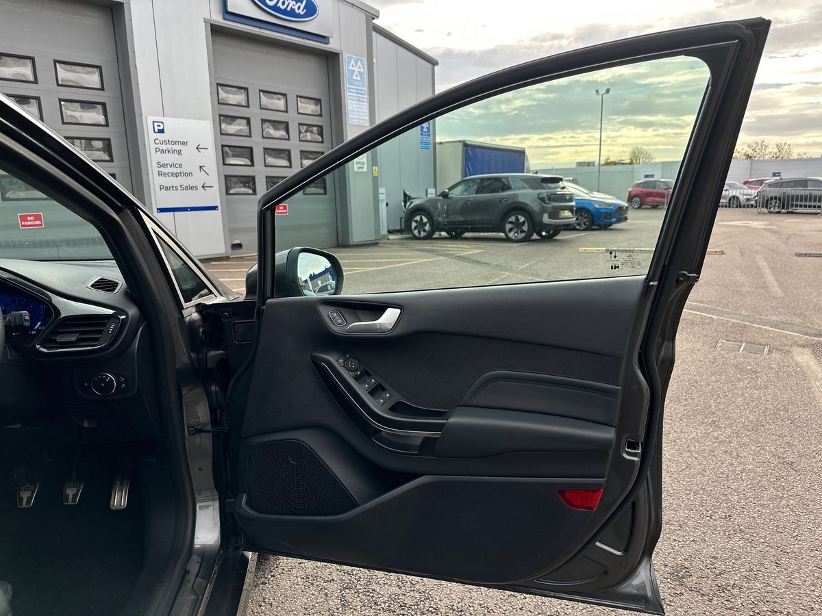 Used Ford Fiesta 2023 for sale - 76493904: Photo 35