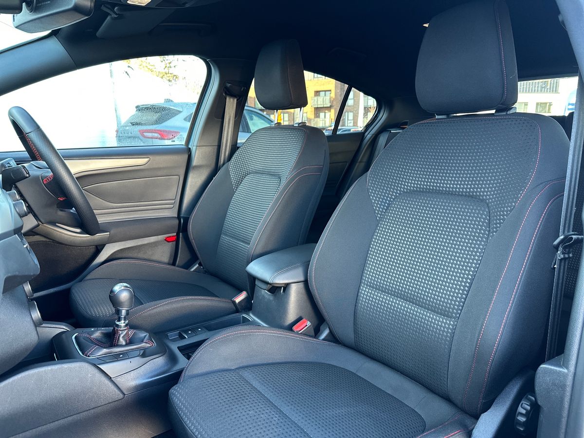 Used Ford Focus 2022 for sale - 76796204: Photo 13