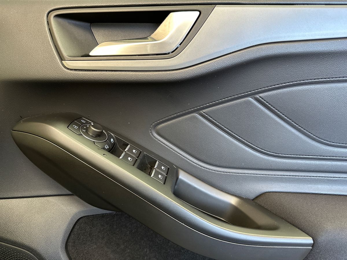 Used Ford Focus 2022 for sale - 76796204: Photo 25