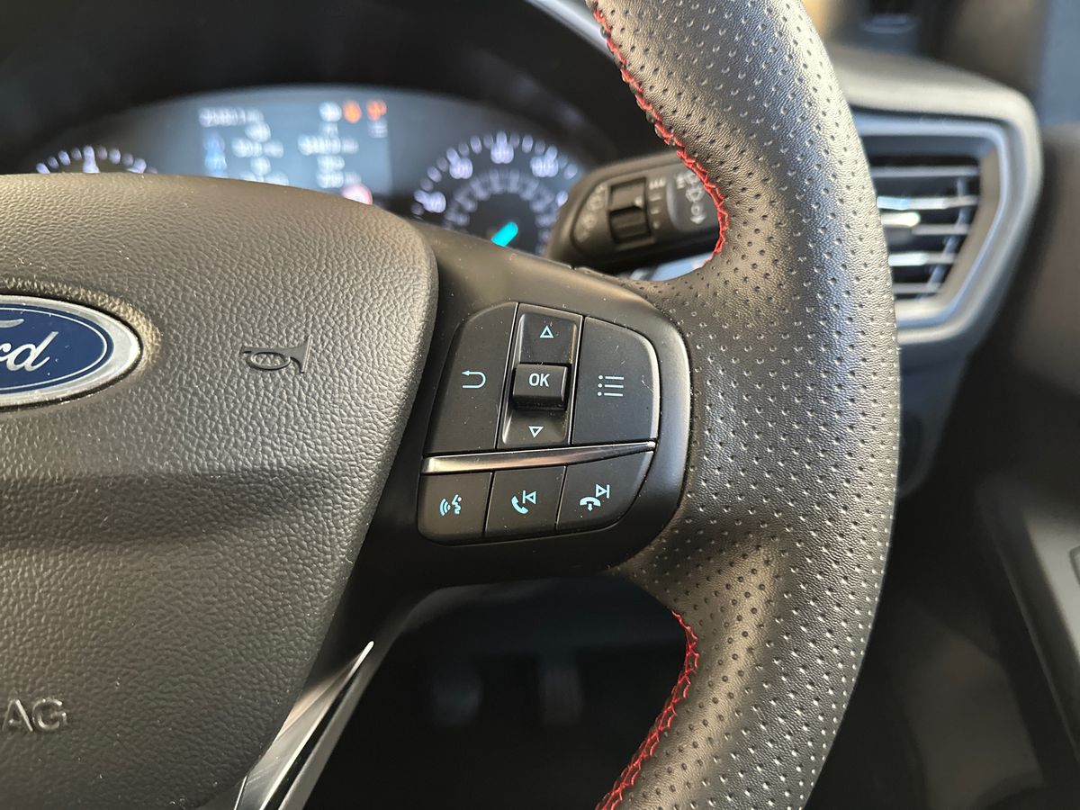 Used Ford Focus 2022 for sale - 76796204: Photo 27