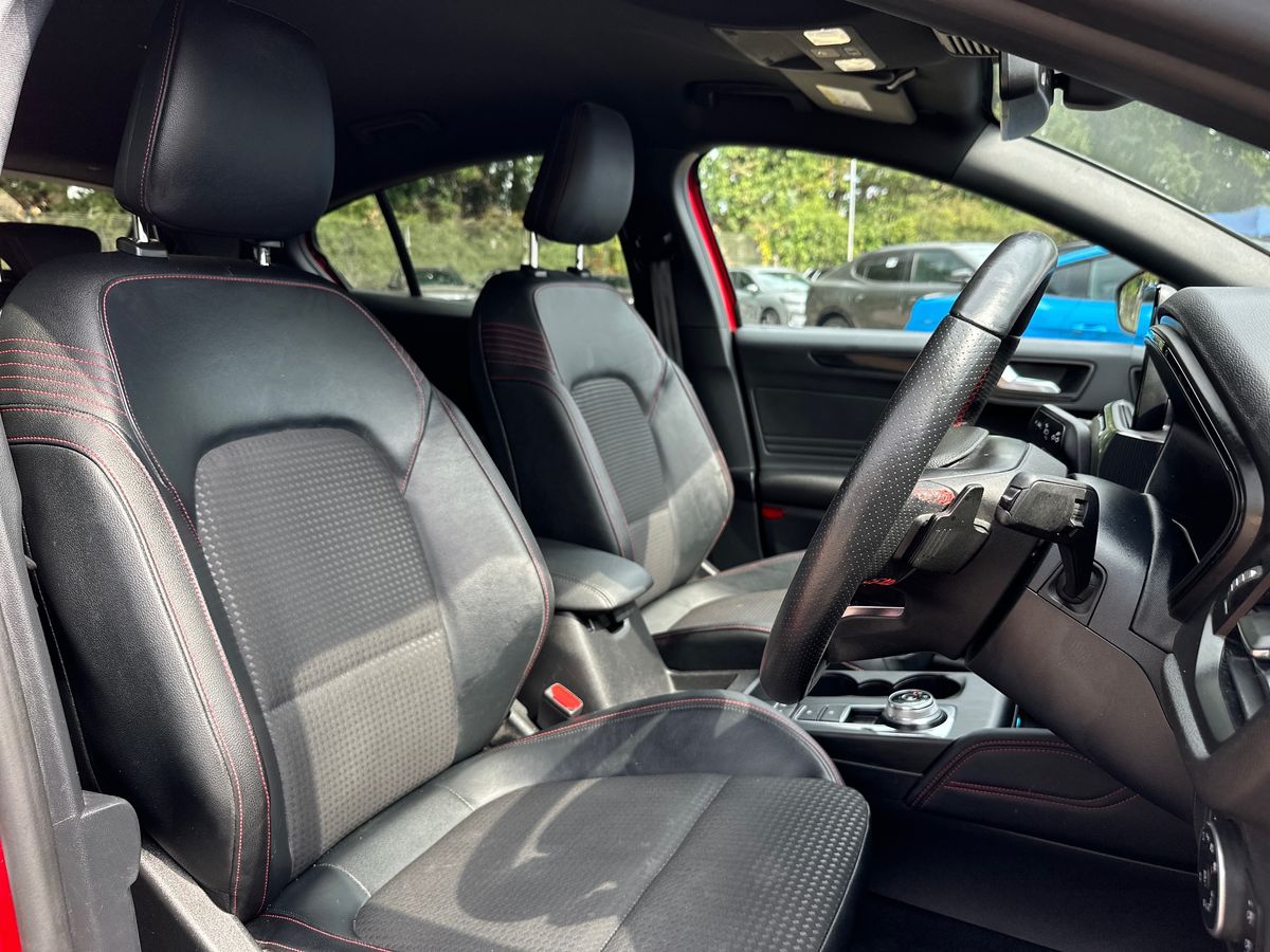 Used Ford Focus 2021 for sale - 76344039: Photo 12