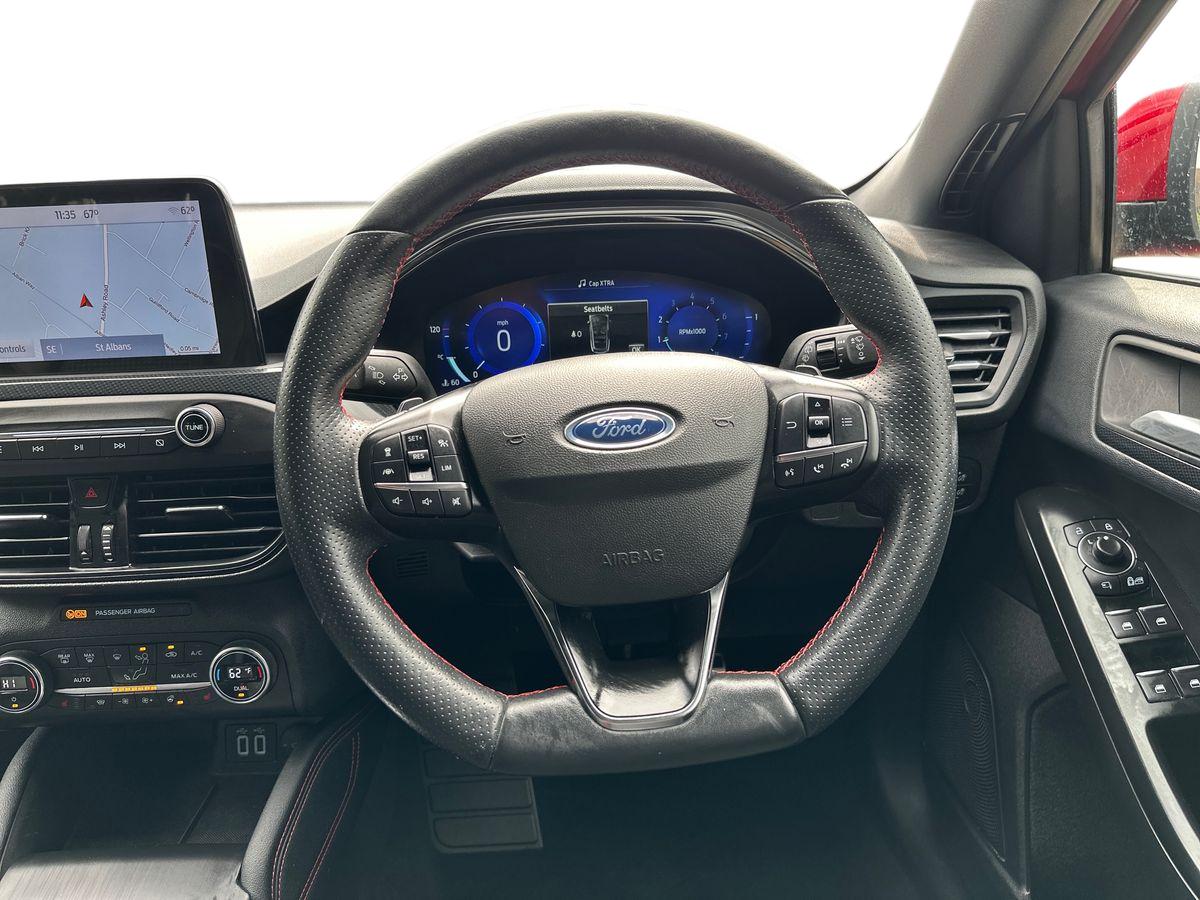 Used Ford Focus 2021 for sale - 76344039: Photo 17