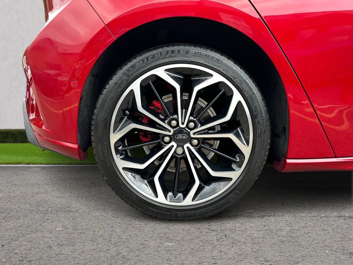 Used Ford Focus 2021 for sale - 76344039: Photo 9