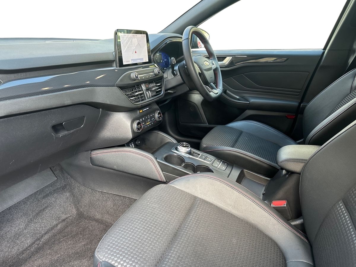 Used Ford Focus 2022 for sale - 76842202: Photo 11