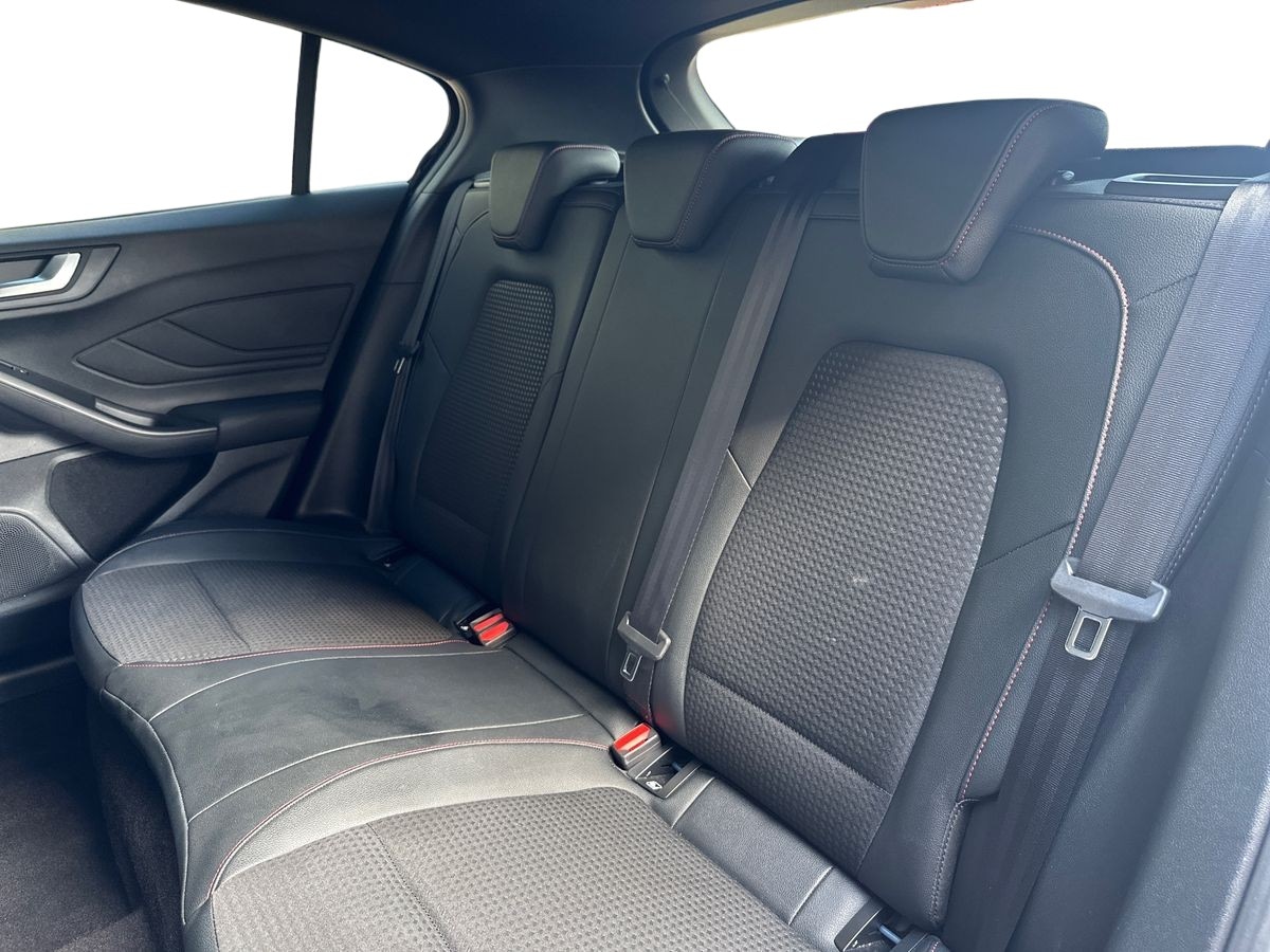 Used Ford Focus 2022 for sale - 76842202: Photo 14