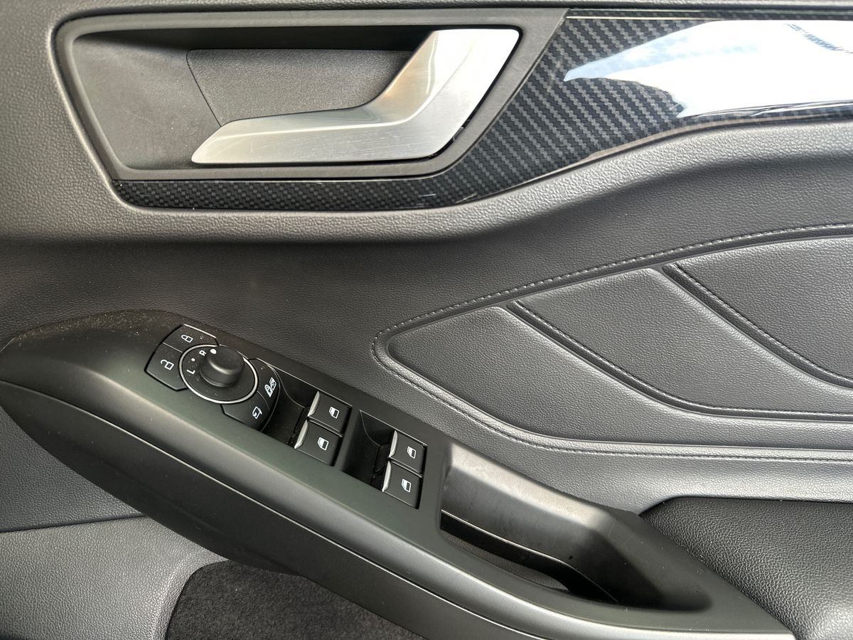 Used Ford Focus 2022 for sale - 76842202: Photo 25