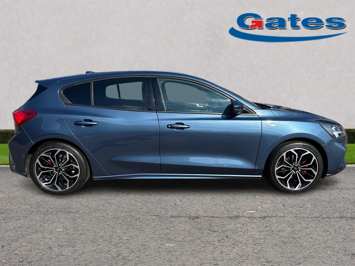 Used Ford Focus 2022 for sale - 76842202: Photo 8