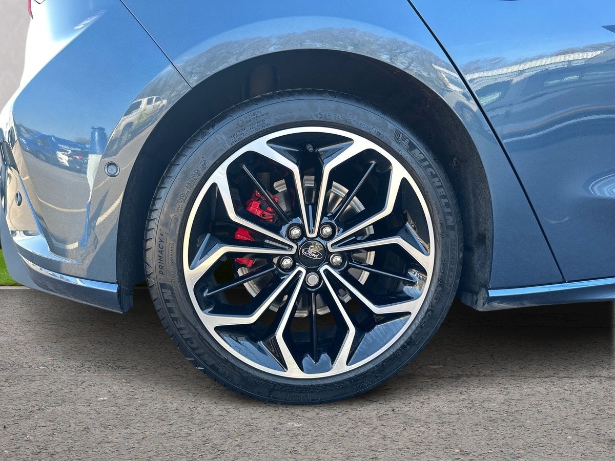 Used Ford Focus 2022 for sale - 76842202: Photo 9