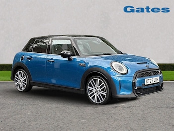 Used MINI Hatch 2023 for sale - 75950822: Photo