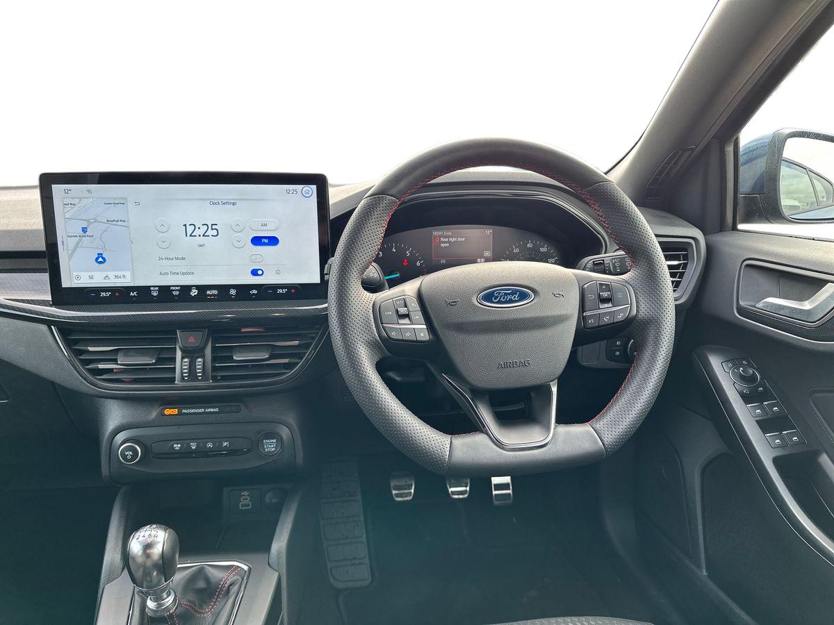 Used Ford Focus 2023 for sale - 76297667: Photo 16