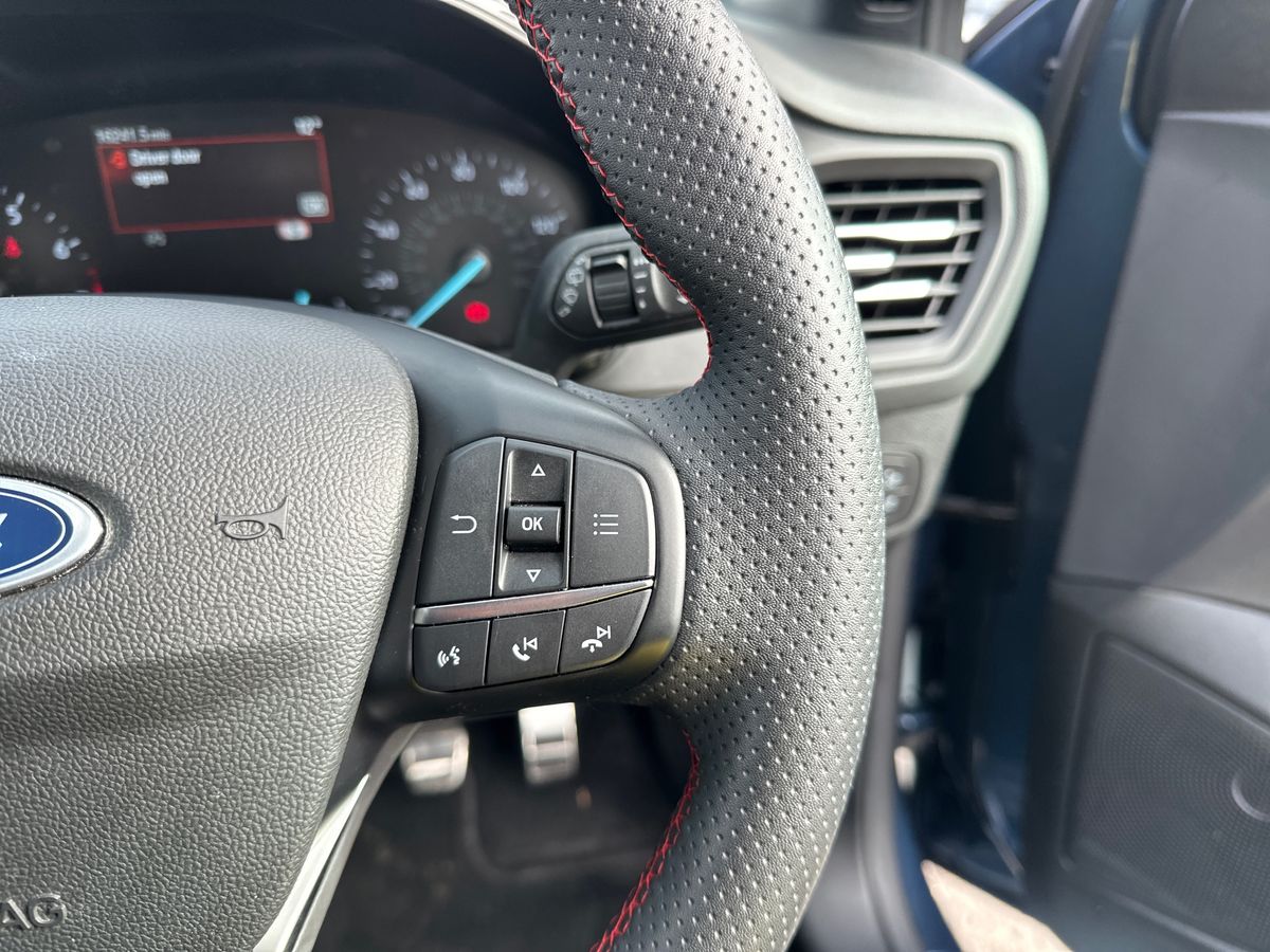 Used Ford Focus 2023 for sale - 76297667: Photo 27