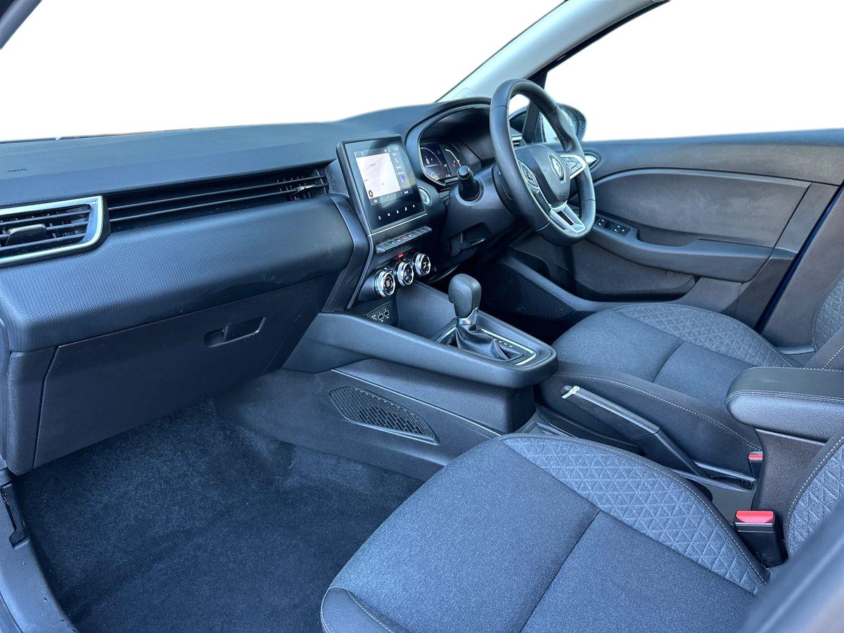 Used Renault Clio 2023 for sale - 77095320: Photo 11