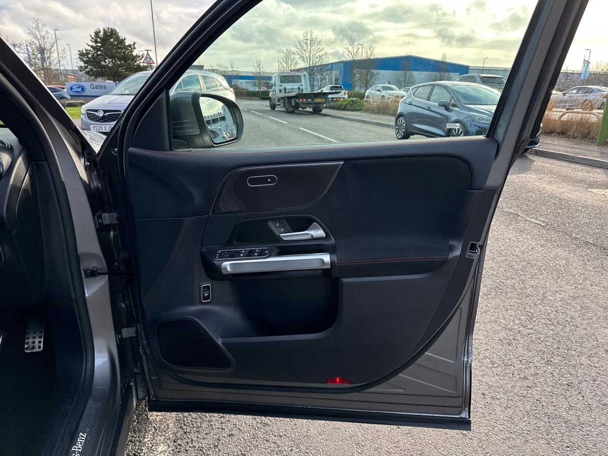 Used Mercedes-Benz GLB 2021 for sale - 77312293: Photo 35