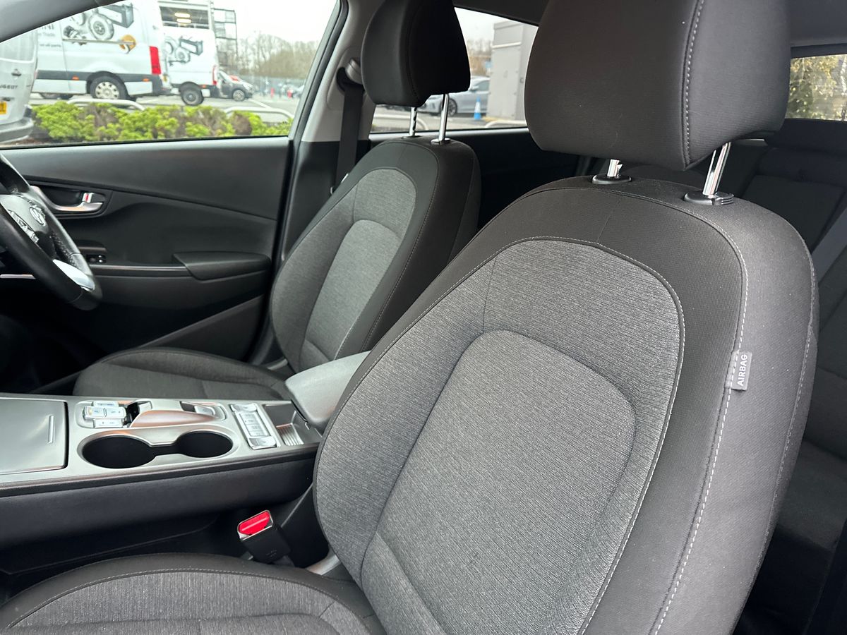 Used Hyundai KONA 2022 for sale - 77160727: Photo 12