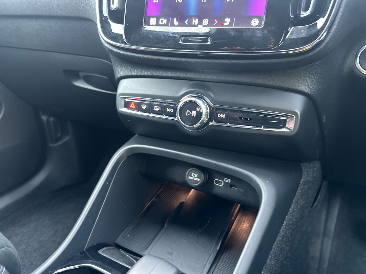 Used Volvo XC40 2025 for sale - 77122567: Photo 22