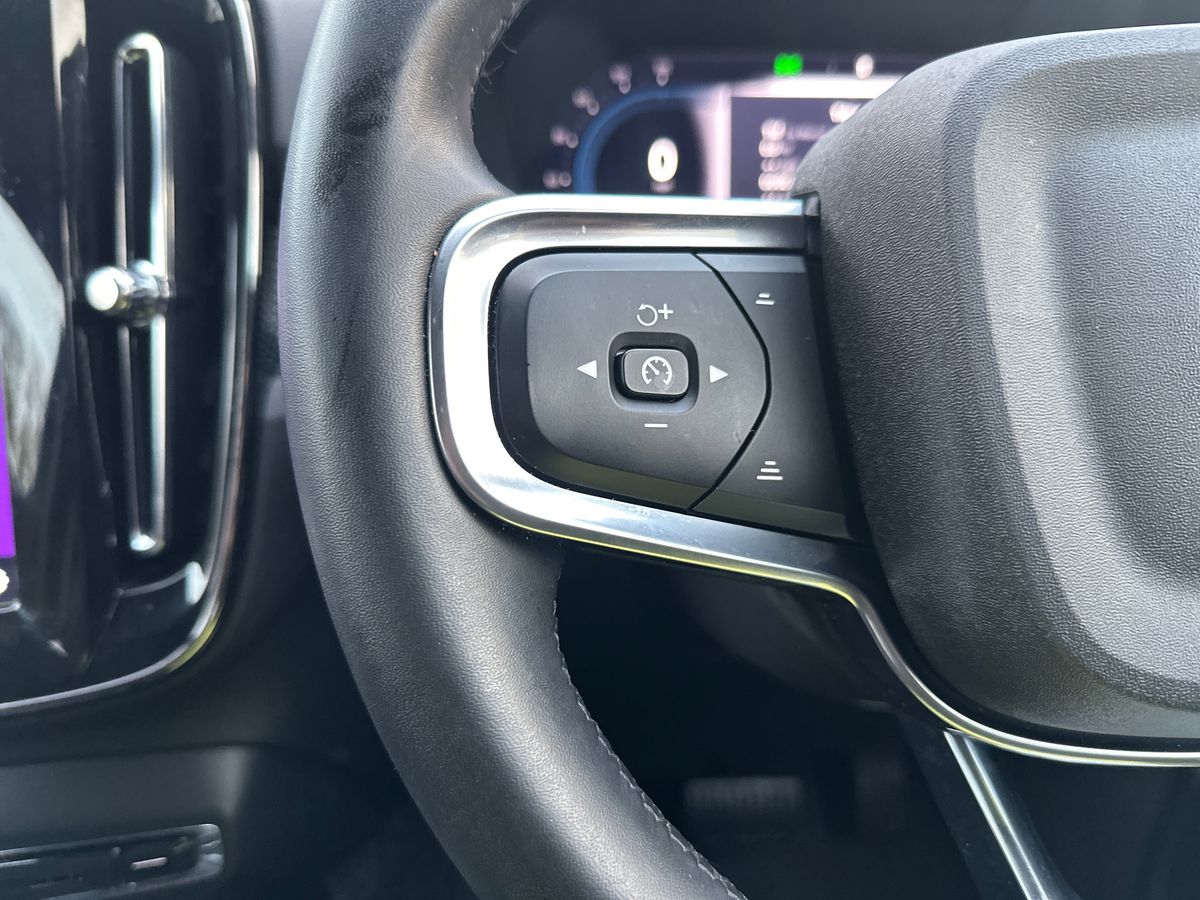 Used Volvo XC40 2025 for sale - 77122567: Photo 26