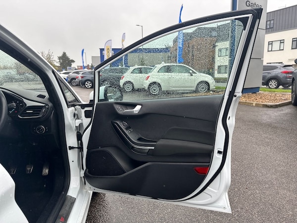 Used Ford Fiesta 2020 for sale - 76183916: Photo 35