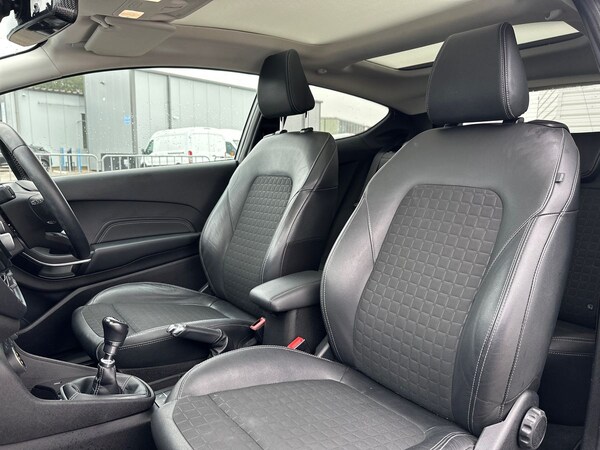 Used Ford Fiesta 2018 for sale - 76146236: Photo 13